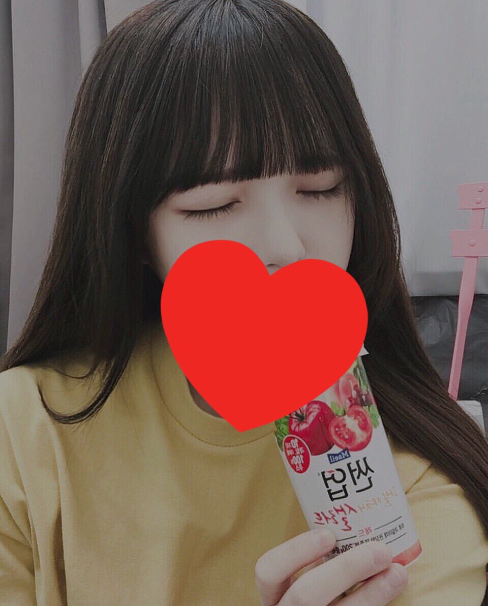 yb_xm's tweet photo. 안녕☀️
おともだちさがす🌸

(🇰🇷)韓国人

(👧🏻)서윤

(🖤)日本_とまと_いちご🍓

(💭)日本語勉強中…
        むずかしいㅠㅠ

#韓国人でも仲良くしてくれる人RT 
#韓国好きな人��繋がりたい 
#フォローしてくれたら嬉しい 
#フォロー待ってます https://t.co/5JoCXD0oLo