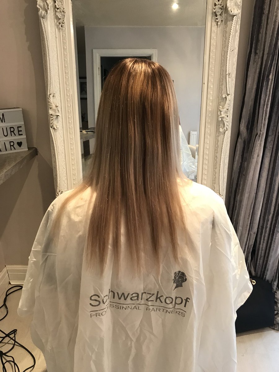 GlamCoutureExt's tweet photo. #beautyworks #microrings in shade 18/22a in 18” #cheshire #wilmslow #hairextensions https://t.co/Y94JUb53PT