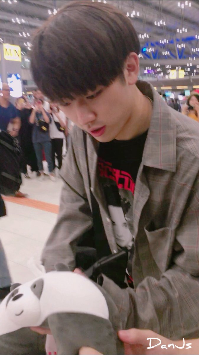 DanJs_w's tweet photo. แง๊ น่ารักกกกกกกกกกก #InceptionTH 
#HyeongseopXEuiwoonginBKK https://t.co/3Zinv5lF5v