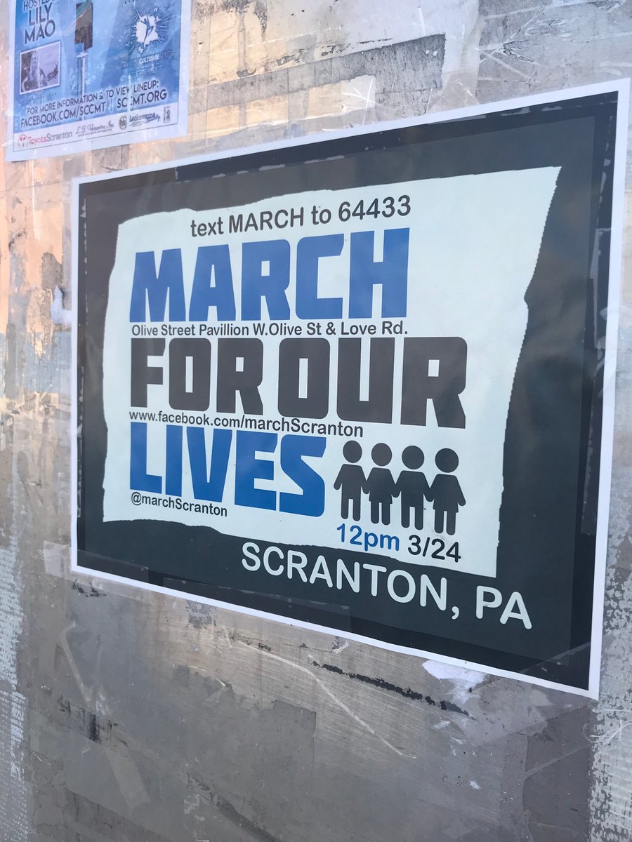 ScrantonAquinas's tweet photo. Today, members of the Scranton community rallied in the March for Our Lives, a movement dedicated to gun reform in light of the "epidemic of mass school shootings that have become all too familiar." #MarchForOurLives https://t.co/RQrAMDv5oY