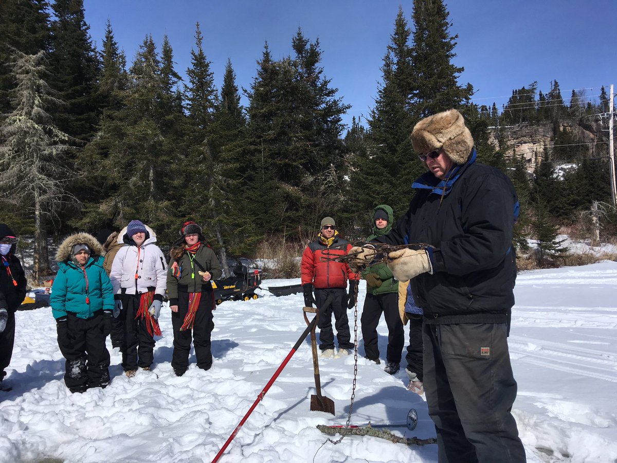 MetisNationON's tweet photo. At Pass Lake, #Métis youth participating in the #Hivernant winter camp learned about trapping from Kevin Muloin https://t.co/vYwpyK7ldN