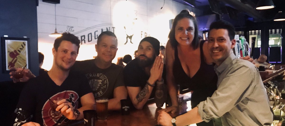 Arrogantfrogbar's tweet photo. Friends surprised us from out of town last night! So great to see them! #MakeLocalFriends 🐸 #industry #family https://t.co/8WadyLLJ31