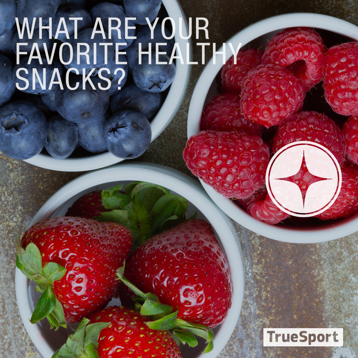 What should youth athletes eat after a practice or competition? Try fruit, peanut butter, granola bars, sandwiches, baked potatoes, chili, fruit smoothie, juice or yogurt. teamusa.org/USA-Triathlon/… #NutritionMonth <a href="/TrueSport/">TrueSport</a>