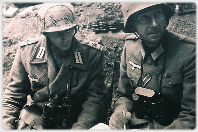 The terrain north of TF was perfect for AFVs but also a wide defensive field of fire. Ground cover afforded camouflage to GDs prepared infantry, heavy weapon & assault gun positions. The infantry Rgts were in the HKL (main battle line) in depth, w/ strong local reserves. /10