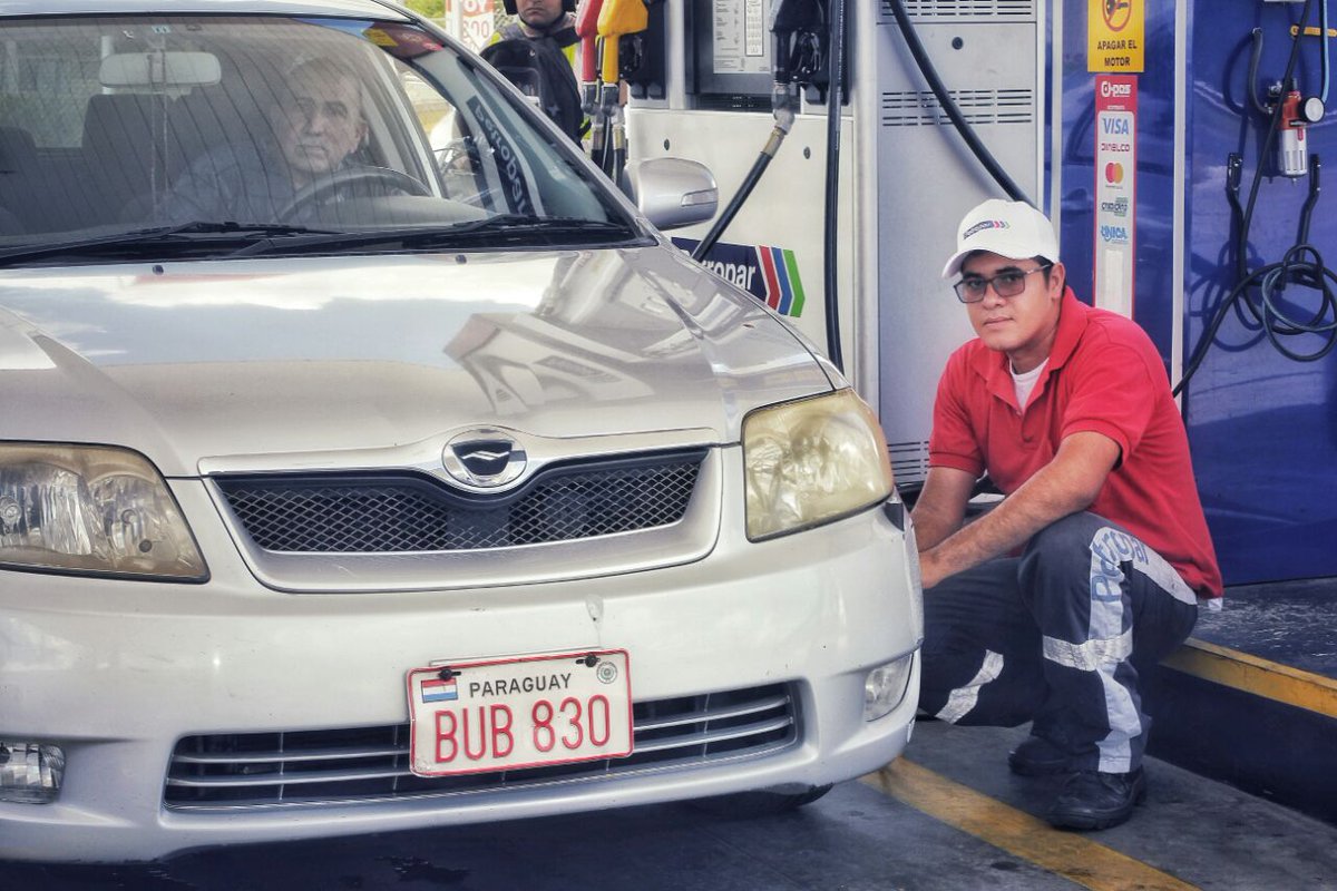 Petropargov's tweet photo. ¡No sólo G. 300 menos, también 25 horas de #SantaPromo! 💪😎
¿Qué estás esperando? Vení, ahorrá y disfruta del Plus que sólo #Petropar te da! ⛽🇵🇾 https://t.co/unpidkuCi1