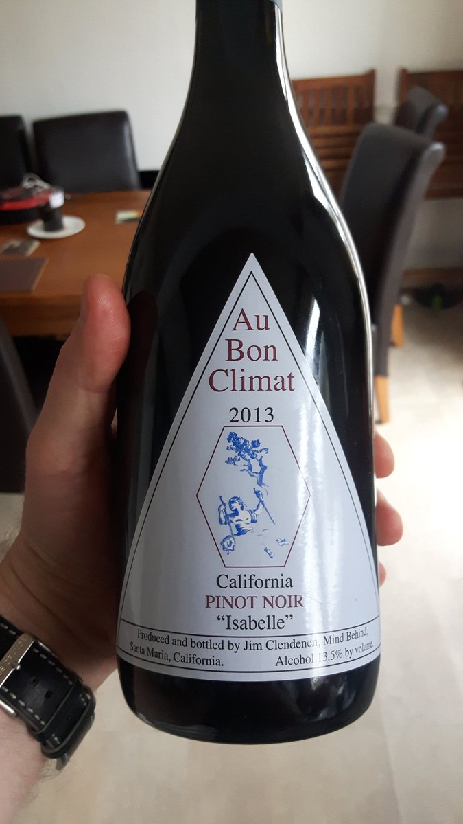 Wow. A spectacular @aubonclimat pinot (picked up a while back from @majesticsan) paired with venison steaks. Morello cherry, damson, blueberry. Gorgeous finish. Drink or keep for 5-10 years. Jim Clenenden, you are a legend *tips hat* #wine #drinkbetterwine