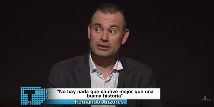 ParaguayTVHD's tweet photo. #TribunaPy “Diles les tengo un chisme buenísimo pero apaguen el celular, lo van a dejar, no hay nada que capture mejor que una historia” señaló igualmente @fanzures @fanzures #MKTrendsPy https://t.co/hksq8a1BWj