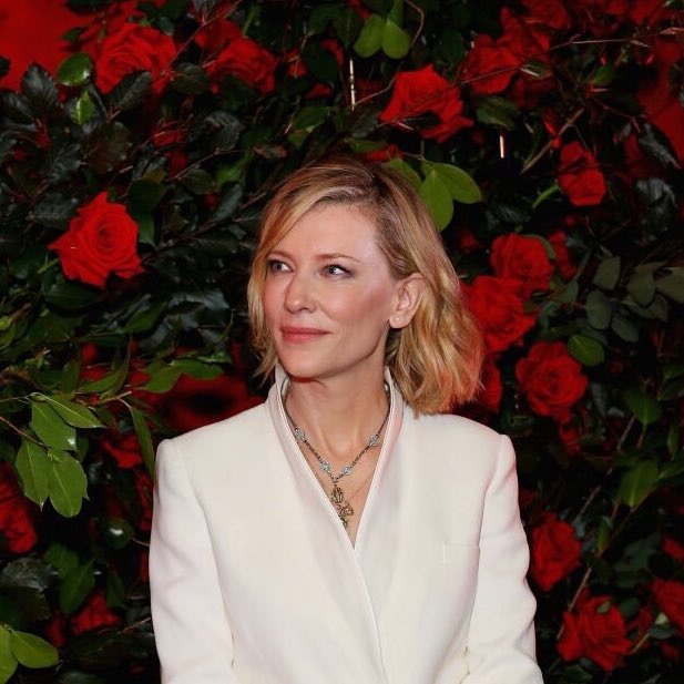 Roses are red,
Violet are blue,
A woman went down the street,
There are the pink cow cried "Moo Moo." 

#CateBlanchett #BadassBlanchett #NewProfilePic