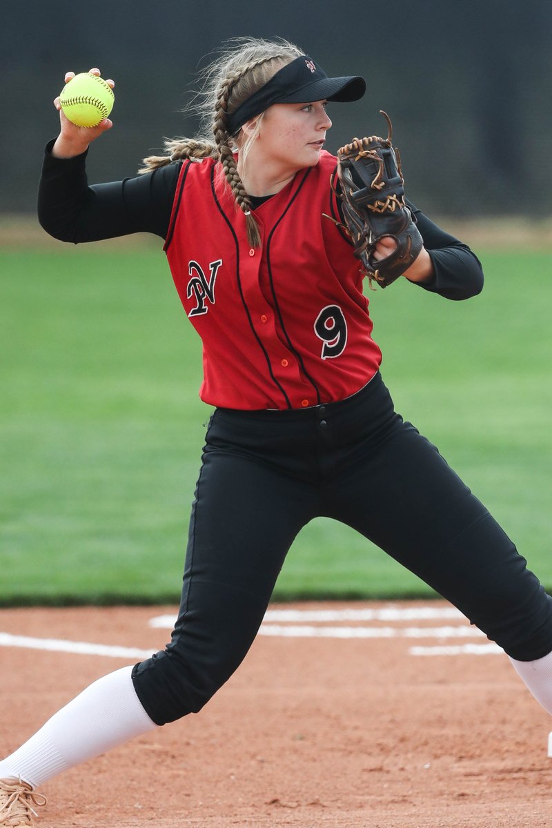 KlineSportsPics's tweet photo. Paradise Valley High School varsity softball played host to the Matadors of Shadow Mountain High School on an absolutely beautiful spring Saturday morning. #PVHSPride https://t.co/2cO6qbZXw4