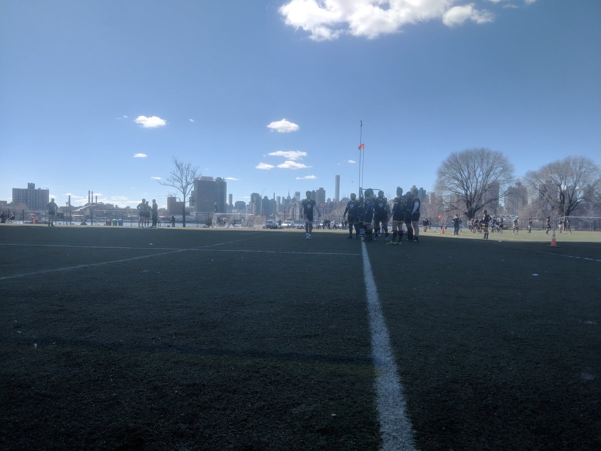 ARFC2014's tweet photo. Incredible show put on by #UARugby !! Amazing work done by every player today. The Manhattan skyline was a plus... https://t.co/6C97hRqMIh