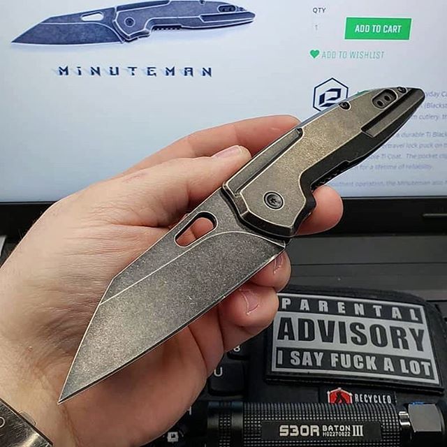 Minuteman sighting by @tispectrum : 😎 and she bites. I've had this guy in my possession less than 24hrs and it has already bitten me. #sharp #edc #everydaycarry #onlythebest #pocketvomit #pocketdump #bestknivesofig #usualsuspectnetwork #igmilitia #he… ift.tt/2pA4PD0