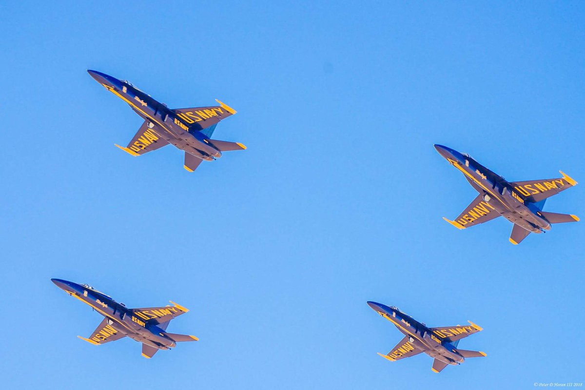 PeterHoranIII's tweet photo. Luke AFB airshow 03-17-18 #blueangelsfly #aviationphotography #blueangels #airshow #usnavy #blueangelsairshow #aviation #navy #jet #military #blueangels70 #airplane #avgeek #flying #blueangelsclub #fighterjet #fighterpilot #pilot #f18 #usn #flynavy #nikon #aerobatics @BlueAngels https://t.co/jwl38oxCXD
