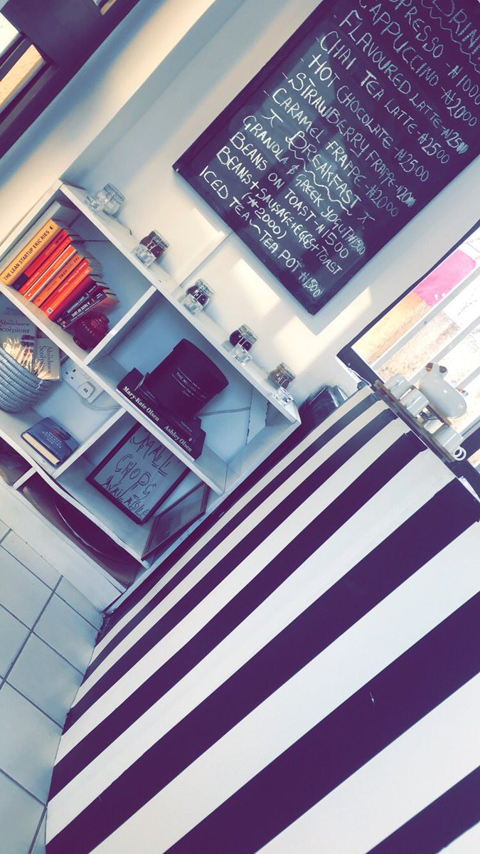 bondilalz's tweet photo. Thank you @maisonthecafe for hosting the bookclub today. We had an amazing experience ✨📚 https://t.co/ogDRWv0yJI
