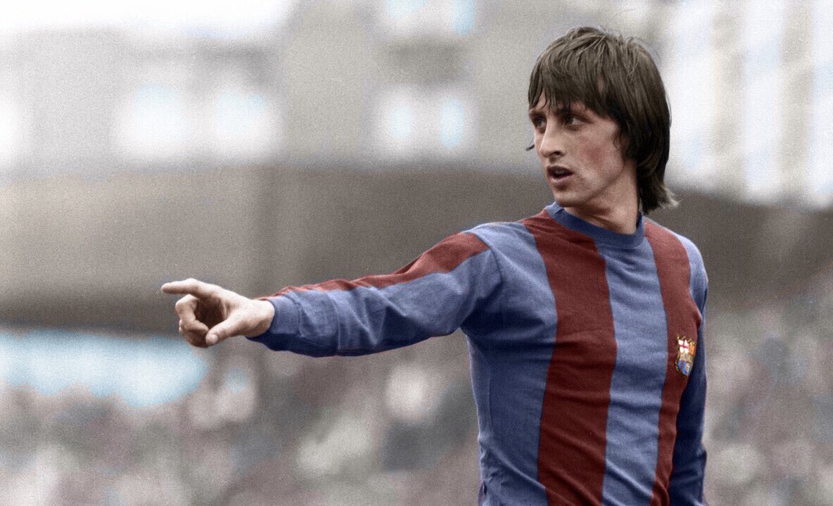 3gerardpique's tweet photo. You left us two years ago. Always remember. #CruyffLegacy @FundacionCruyff https://t.co/3tJKUI0JCR