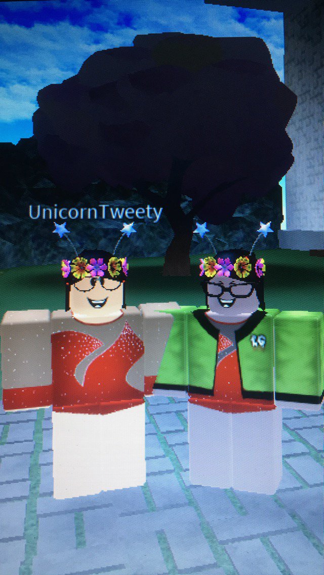 loveforbabs's tweet photo. What a great Ogc Competion that was. Good luck to everyone at awards tmrw you all did so well  @RobloxGymnastic @BlahCxt @UnicornTweety @Okxykxtie1 #robloxsgymnastics #LadbugsFam https://t.co/az6wum4bOU