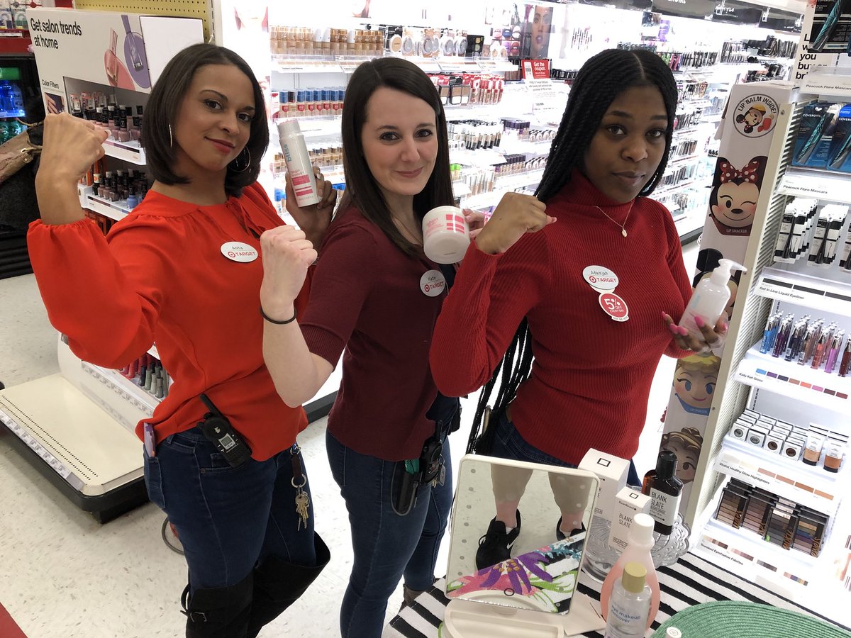 Katie Williams tweet media