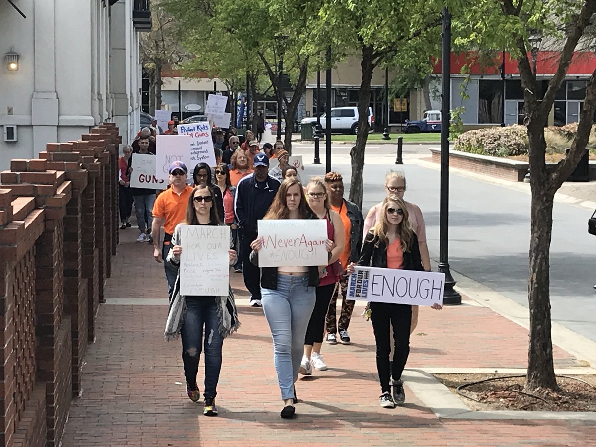 TheStandByYouP1's tweet photo. Today I had the pleasure of leading a small but mighty group of people, as we marched for our lives! #MarchForOurLives https://t.co/Hbpsip4ezo