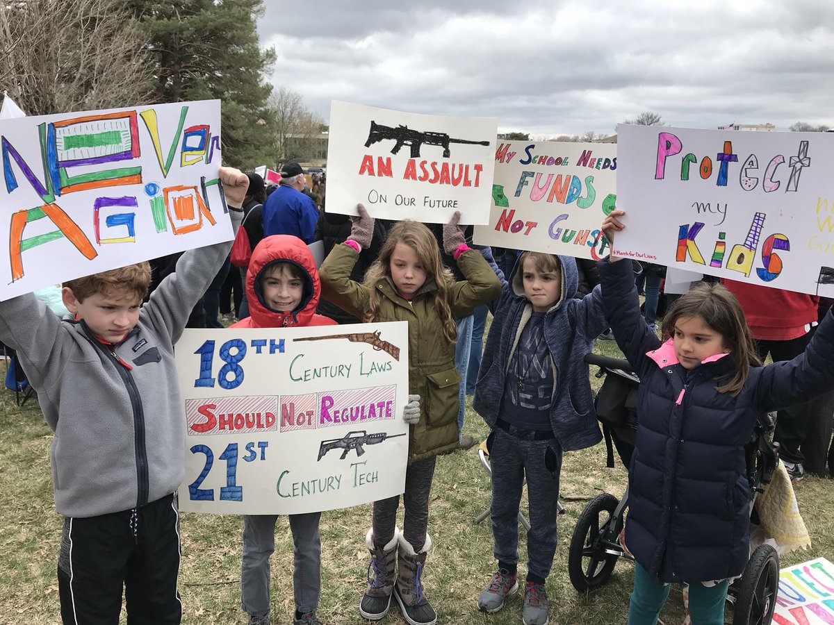winfieldplanner's tweet photo. Thank you to all the people who came out in the KC area to march for common sense gun reform.  #marchforourliveskc #neveragainmovement #SandyHook #MomsDemandAction https://t.co/8bKtqw2uhe