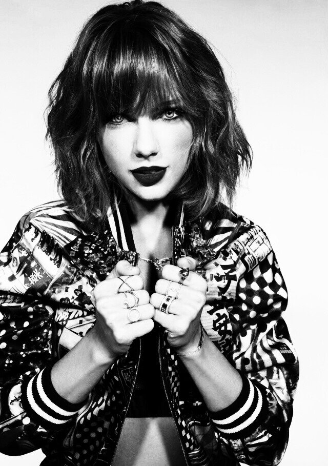 ❦24032018┋Remember that time I showed up with just panties under my coat? High heels, they was knee high, and my legs was grippin' that throat.┋