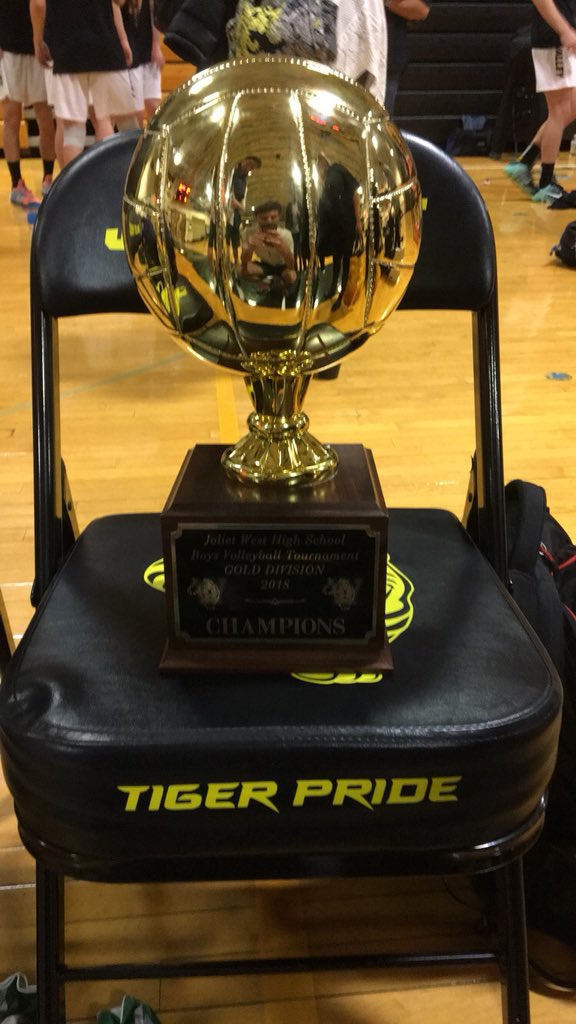 6-0 and took gold in our first tournament of the season. #letsgopats #volley