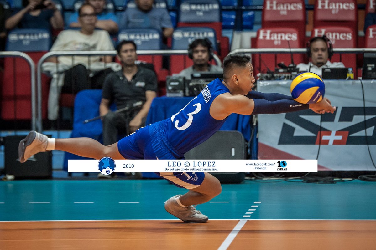 .@IdoolSumaang doing his thing on the floor. #OBF