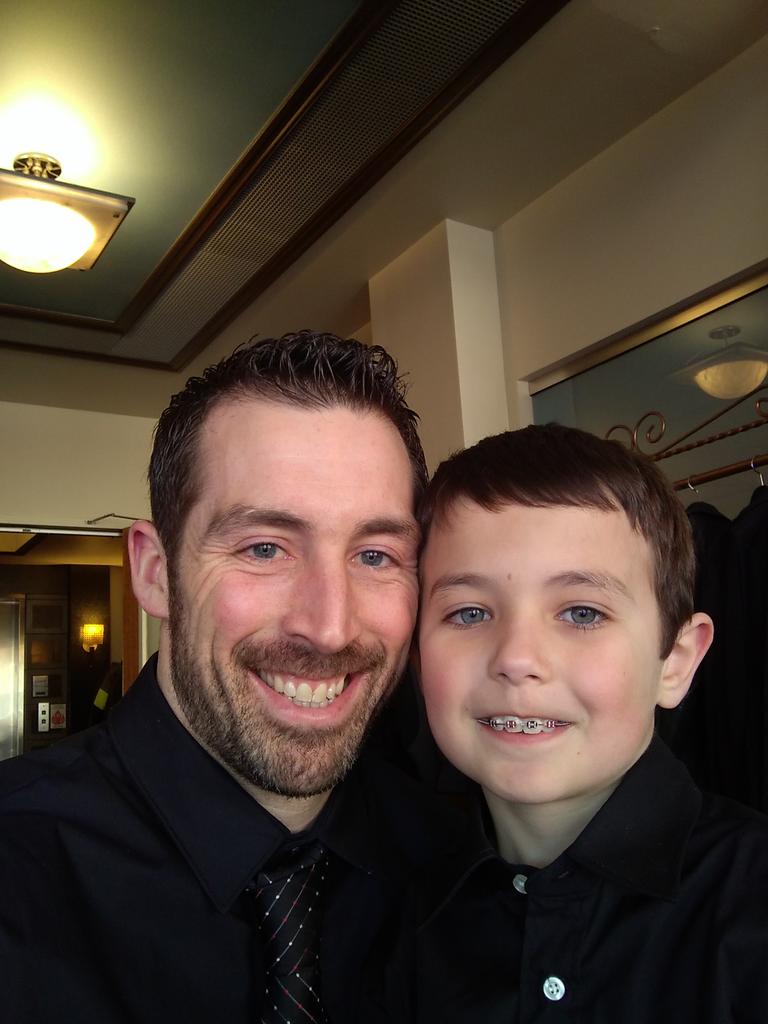 Josh Thom tweet media
