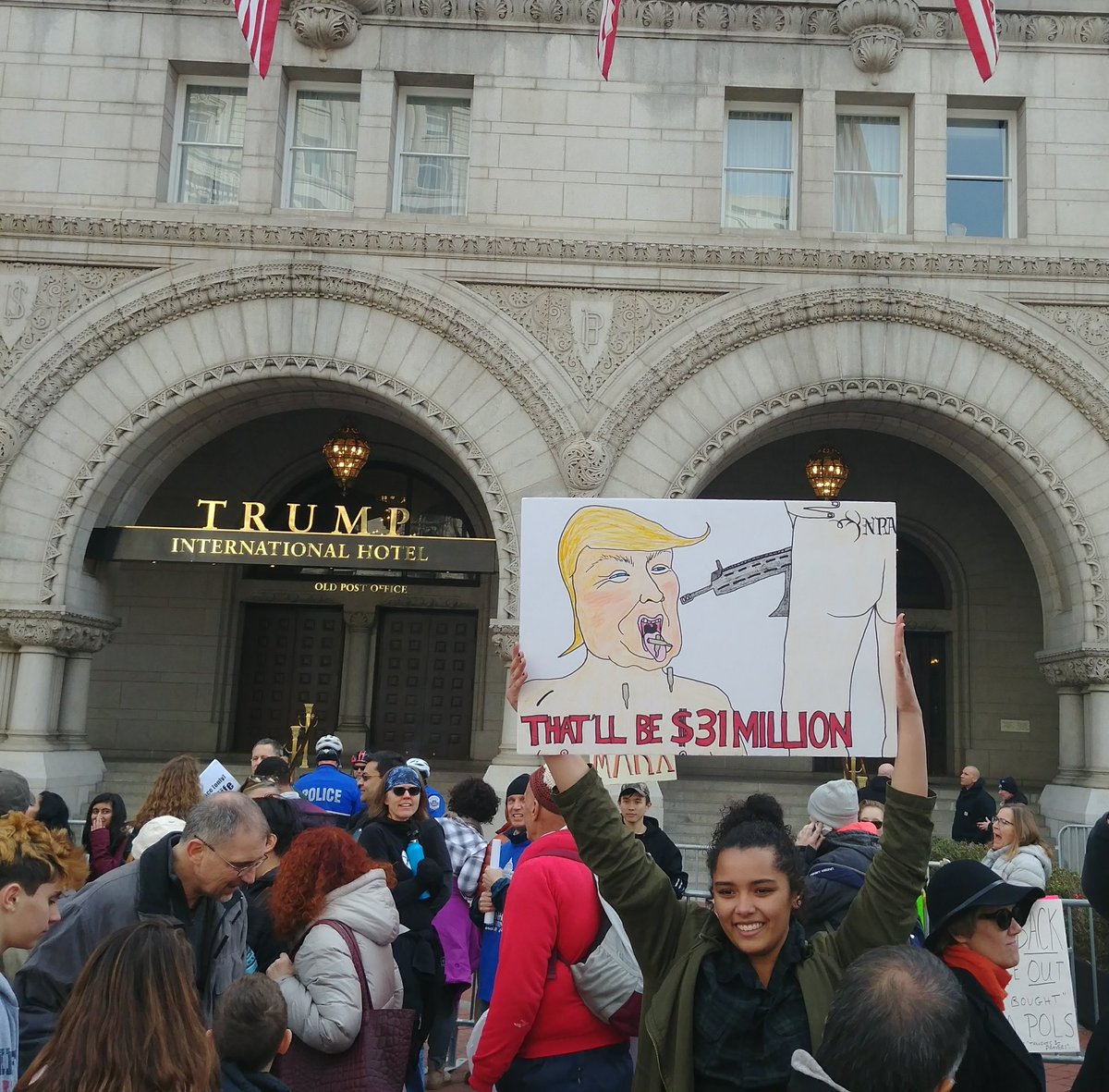 pattwith2ts's tweet photo. Best sign ever #MarchForOurLives #Enough #NeverAgain https://t.co/b958KHzDoI