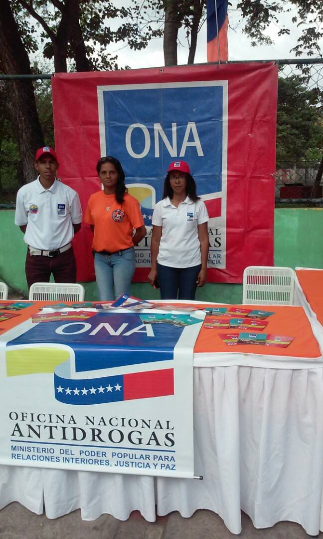SUNADMiranda's tweet photo. @RedOnaMiranda1 @ONA-Tuy #ONA1003 Alcaldia y #ONA Tuy  trabajan para estimular la importancia del deporte como factor de proteccion ante la problematica de las drogas.@ppgrillo66 @NestorReverol @MIJPVenezuela @AlcaldiaMCR https://t.co/lrebxiYpvs