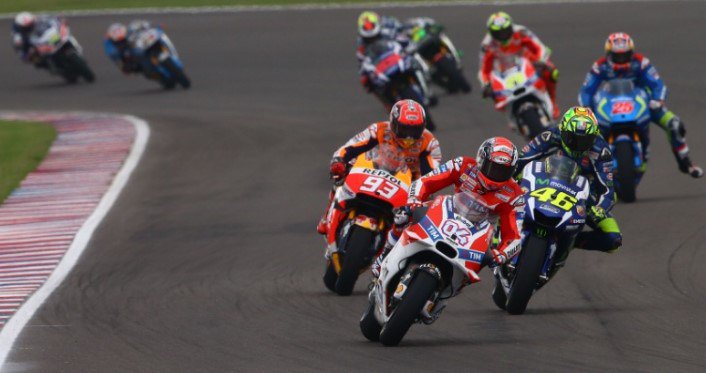 indoberitacom's tweet photo. Marquez Sulit Raih Juara Dunia MotoGP 2018, Selama Dovi Konsisten https://t.co/LHvDz4mNQE https://t.co/cqEaf4veLv