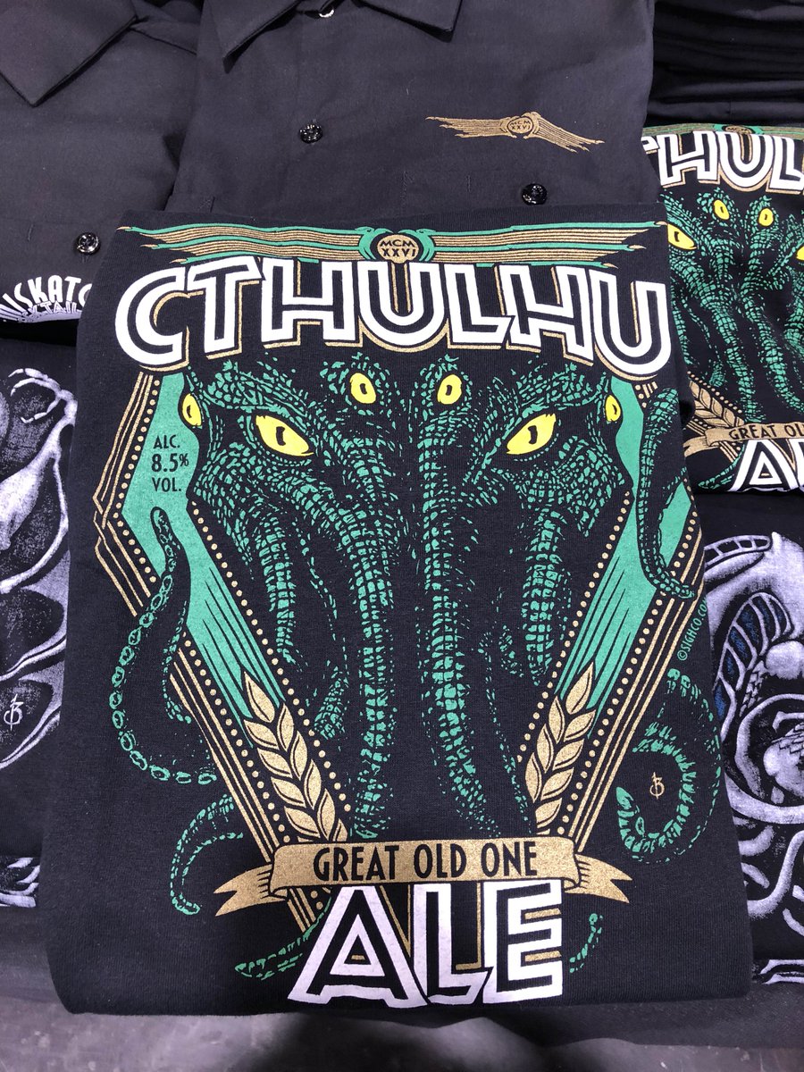 ArkhamBazaar's tweet image. #Cthulhu is at #Wondercon in Anaheim! New Cthulhu Ale tees &amp;amp; work shirts at the Sigh Co. Graphics/Arkham Bazaar booth 1957 (across from Hall C concessions).