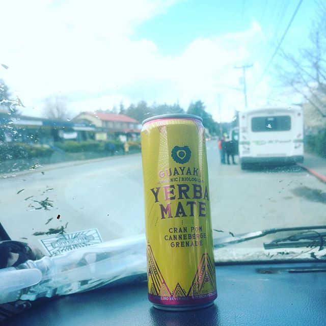 hal_9000w's tweet image. Just chatting with the owner and my main brotha from another mother at guayaki got some big thangz happening in the horizon post soon......
#beatboxchampion #hal9000 #tap #guayakilife  Respect ima bring the beatbox champion of canada and me to every city and rock with guayak…