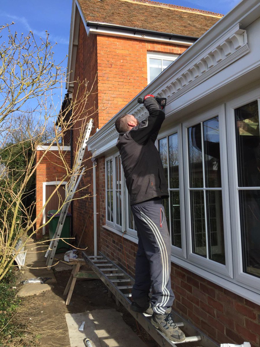 Allgutters's tweet photo. Fun weekend job with the brother https://t.co/UBjPSyj74F