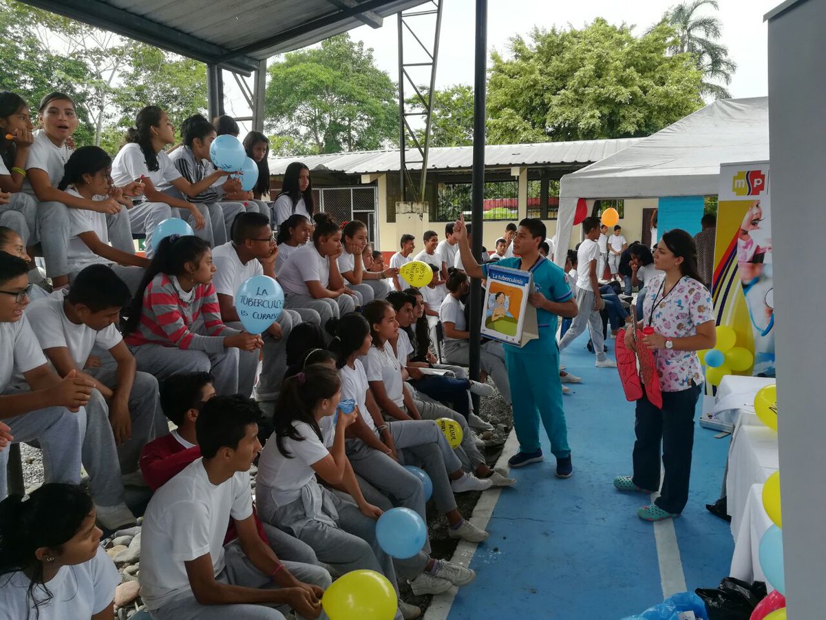 SaludImbabura's tweet photo. #LagoAgrio| En las 15 Unidades Operativas del #Distrito21D02 se realizan charlas sobre prevención y tratamiento de Tuberculosis, con el objetivo de dar a conocer a la población que si tienes tos con flema por más de 15 días puedes ser Tuberculosis, acércate al C.S más cercano https://t.co/zXXIt7HqXx