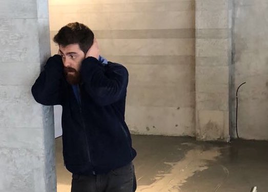 gerçekleri dinliyorum