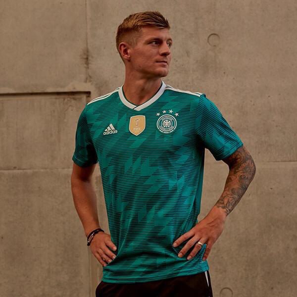 FutebolTm's tweet photo. Classe🔥 https://t.co/VkM0tsF5vC