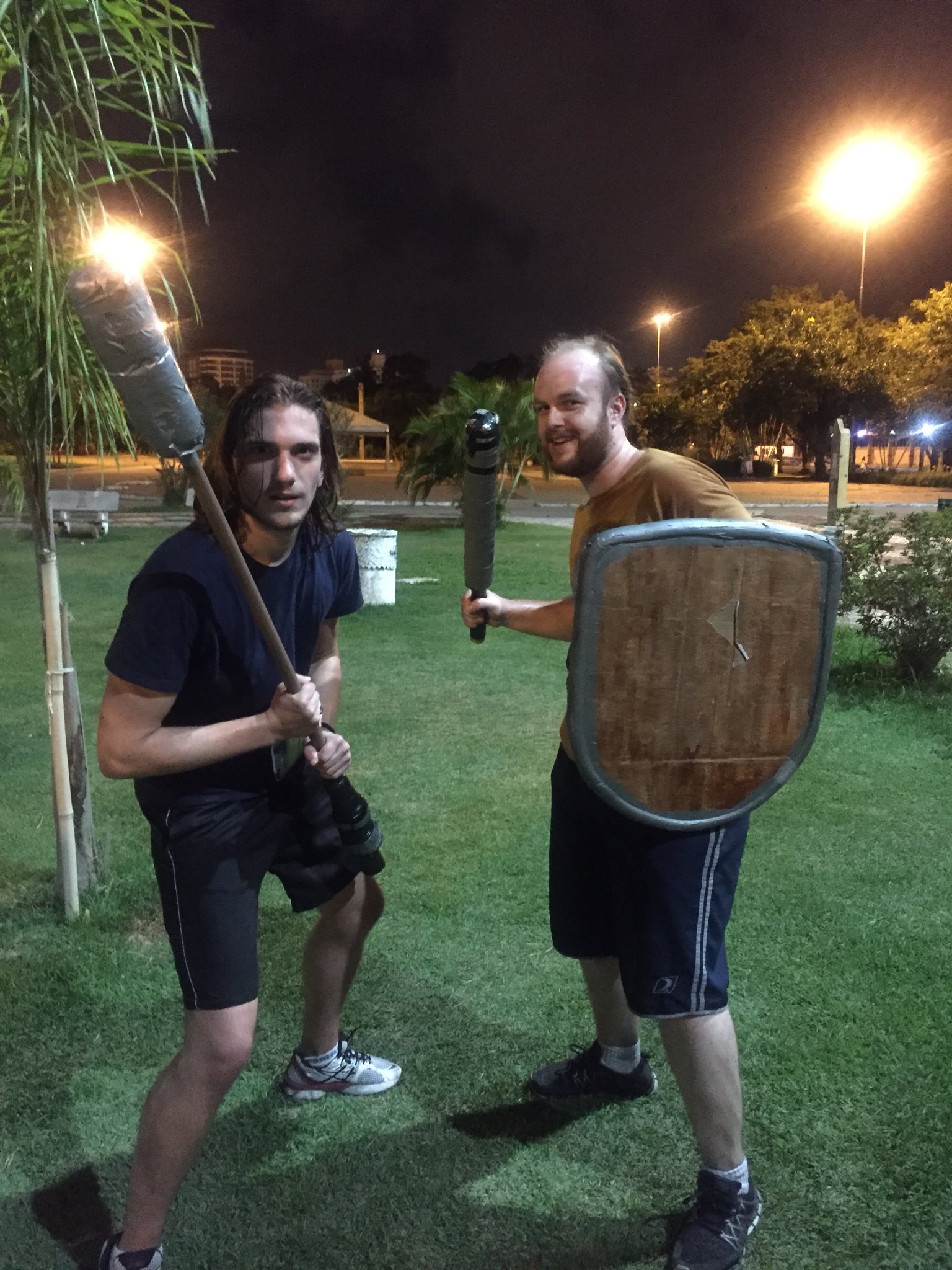 Pedro Loos on X: fomos correr na ufsc e na volta encontramos uma npc que  nos deu uma quest de proteger peregrinos dos vorazes gansos que rondam o  laguinho central 10/10 faria