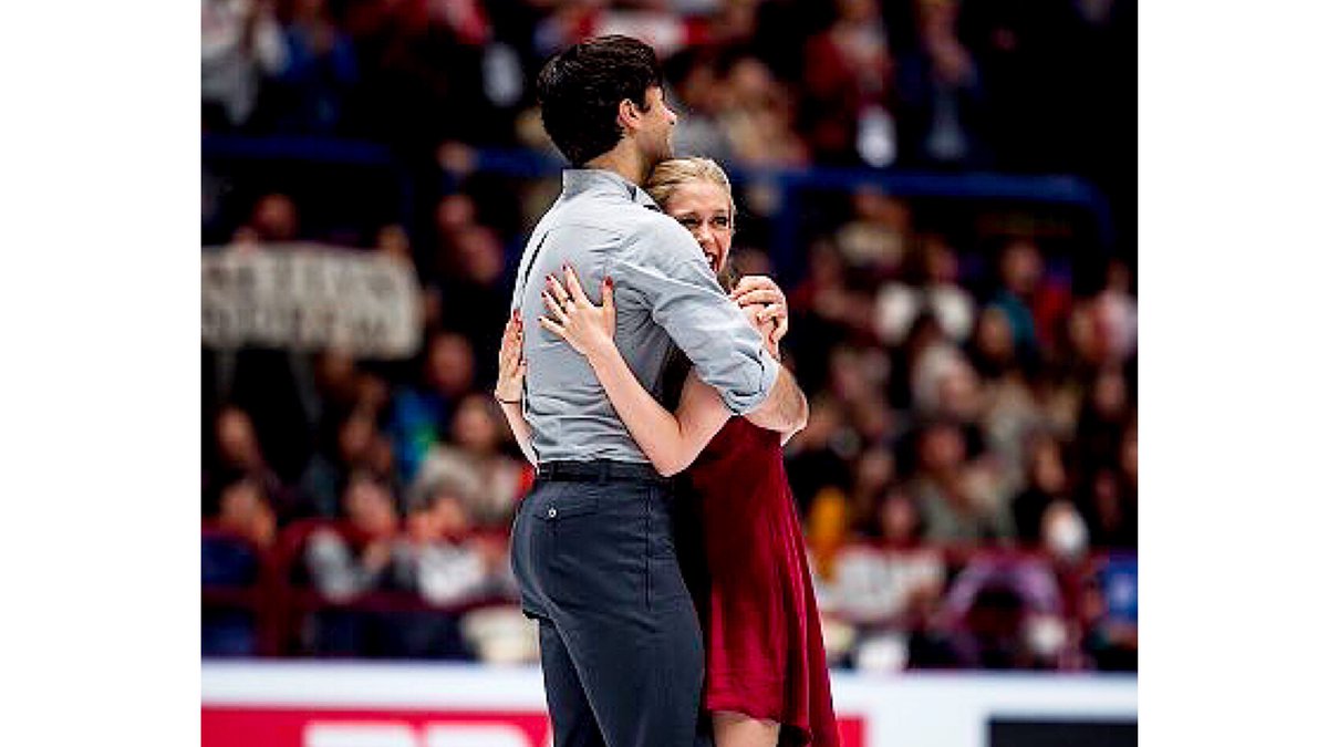 weaverpojesk8's tweet photo. All the feels. 2018 World Bronze Medalists 🇨🇦❤️🥉😭 https://t.co/AAj1JAileg