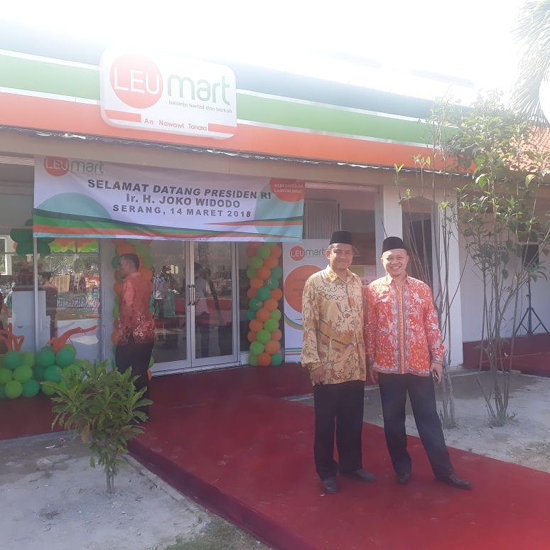 hasangaido's tweet photo. Indonesia sentral ekonomi syariah dunia.dukungan tokoh ulama ketum MUI..media RRI..pendidikan pesantren https://t.co/7wQpjQzvhR