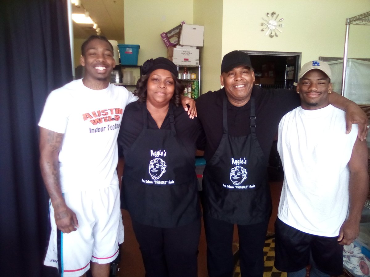 Snickets_jamyla's tweet photo. @AggiesGumbo  # austinwildindoor football support aggies gumbo filled there tummy's and there hearts thank you so much. https://t.co/dZ50WEf239