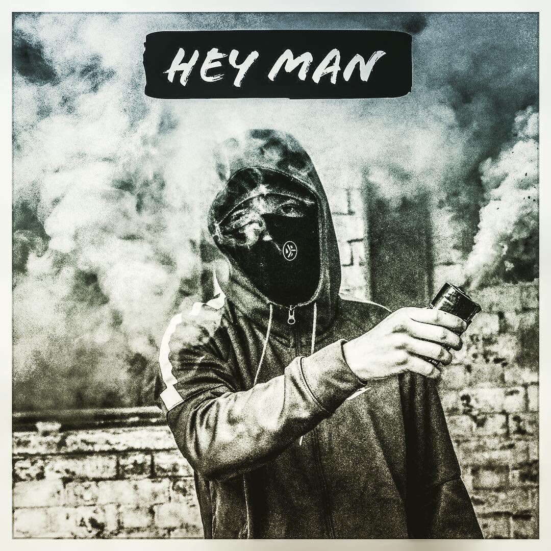 JohnOxley777's tweet photo. Discover this brilliant ( New Song ) & video #hey_man” by @souls_uk UK based Rock and Roll guitar duo! Souls “hey man” https://t.co/uJb6gMJJvx via @YouTube https://t.co/hLYItxxkgI
