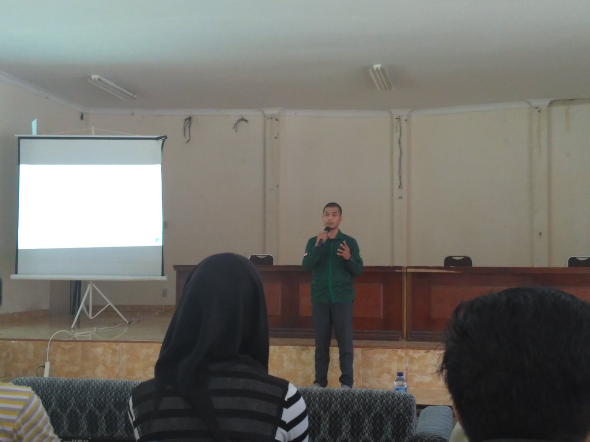 25 Maret 2018 ::: Pelaksanaan Kophi Coaching bersama dengan anggota baru angkatan 6, Minggu pagi harus semangat dong ya! Ini lagi sesi pengenalan Kophi Sumut bersama abangda Fuad Alamsyah S.Ap #SalamLestari  #KophiSumut