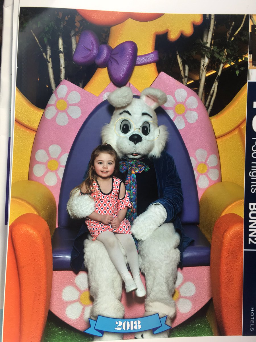 lexicooper14's tweet photo. 🐰😍♥️#autumnlee https://t.co/GkgtBBRdLX