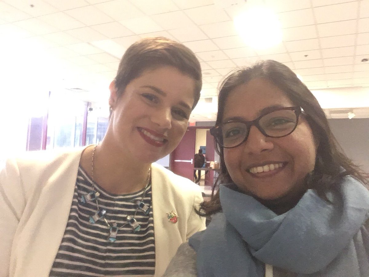 SheelVallari's tweet image. Met the awesome @moefeliu at #comscicontri today: context and culture matter in #scicomm @comscicontri @ComSciCon @ncsu_scicomm @SciComm