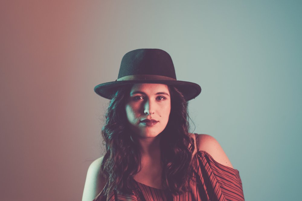 MNGBlog's tweet photo. MNGBlog continues its #WomensHistoryMonth celebration with Chilean-born songstress @catalinasmusic ! She told us all about her empowering new single #ThinkYoudFoolMe. Check it out here-->https://t.co/QOtnaQJTaY https://t.co/d0CYaZmpCP