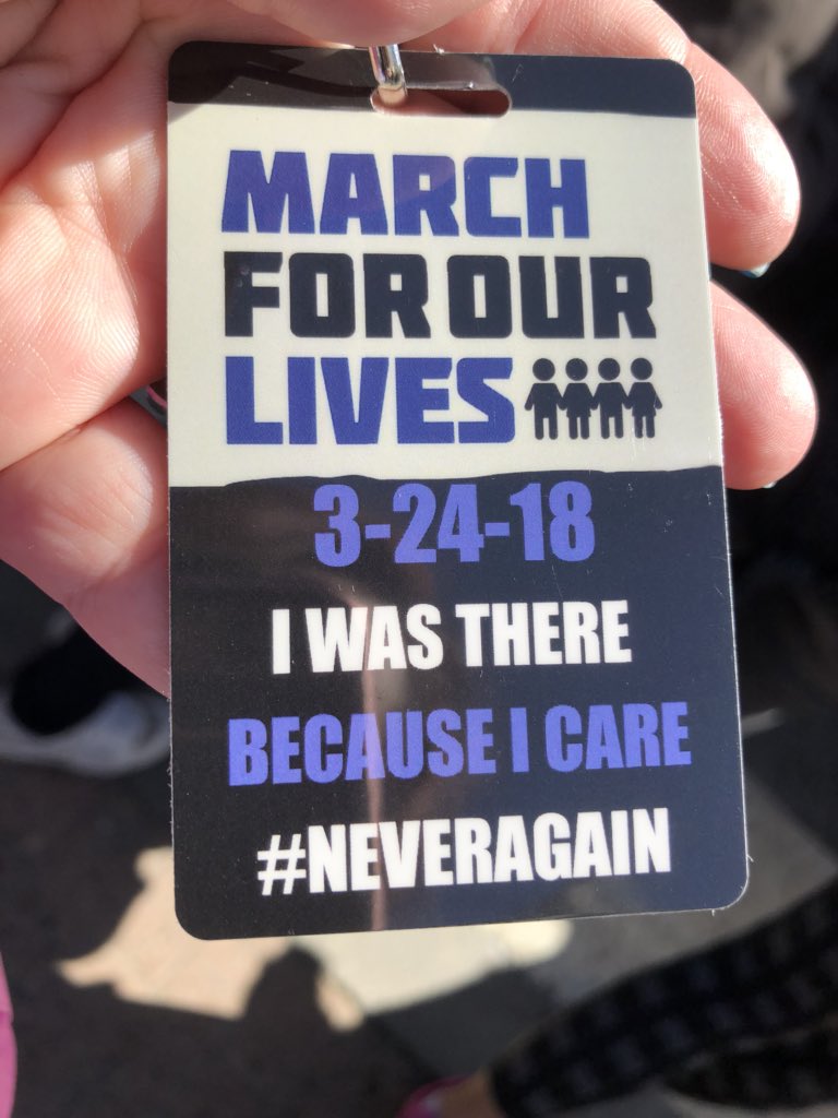 madeinSFlorida's tweet photo. @NinitaSofia1 @AMarch4OurLives @KaraMcIntyre20 @amjadayoubi  https://t.co/W8Zg4hCu5t
