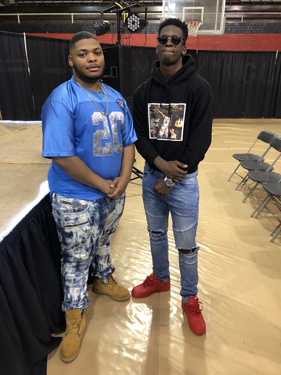 HayesDar's tweet photo. Take our shoes and walk a mile, Something you canโt do๐คท๐พโโ๏ธ๐ ๐ค๐พ @King_Lajohn #WEGOTWORKTODO #LONGLIVEKINGRELL https://t.co/HJs2pKFsgy