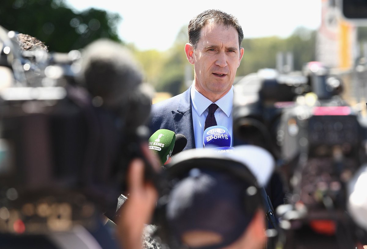 cricketcomau's tweet photo. CA boss James Sutherland responds to ball tampering bombshell: https://t.co/PoOaIdXY5X #SAvAUS https://t.co/FwFz7iE71p
