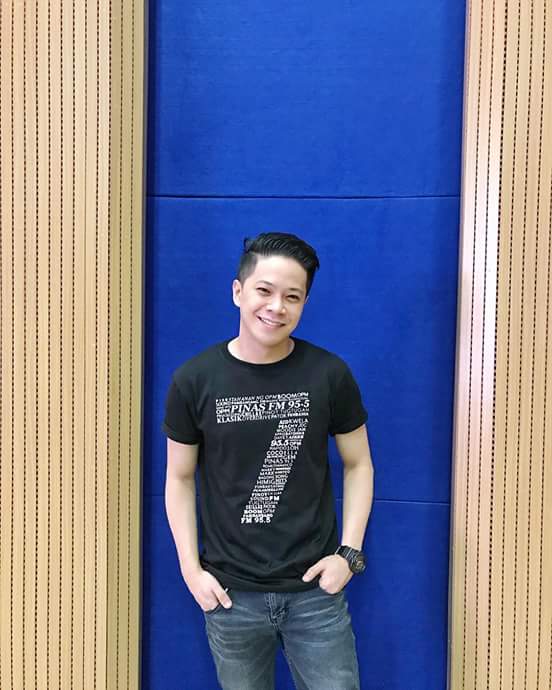 HartifiedOfc_'s tweet photo. 7! π΅π
#djharted#djharted955 #applepeel#applederm #skinuniquefacialcareandspa #orangeglow #skinunique #lemonpeel #edcc #estonactocdentalcare#manph #manpomade#jewels#ofumeph #ofume#wearsomethingprecious #antiaging #skincare #young #cosmeticsurgery #facial#derma #artist https://t.co/fIPfqb9T19