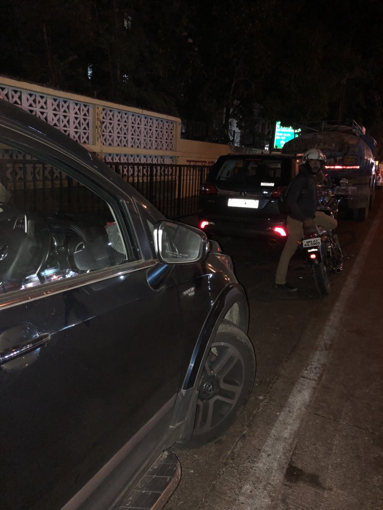 raajleo's tweet photo. #TataHexa #BeastRules #HexaBondsPeople #HexaBuildsRelationShips #RoadTrip Met Unknown Hexan On Mumbai Roads,Waved @ each other Stopped,Had coffee-Became friends only Hexa can do this https://t.co/O2v9oqrSLL