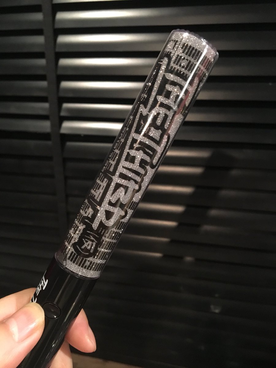 可愛い THE THIRD(仮)ペンライト！ この色で会場が染まるの想像だけで